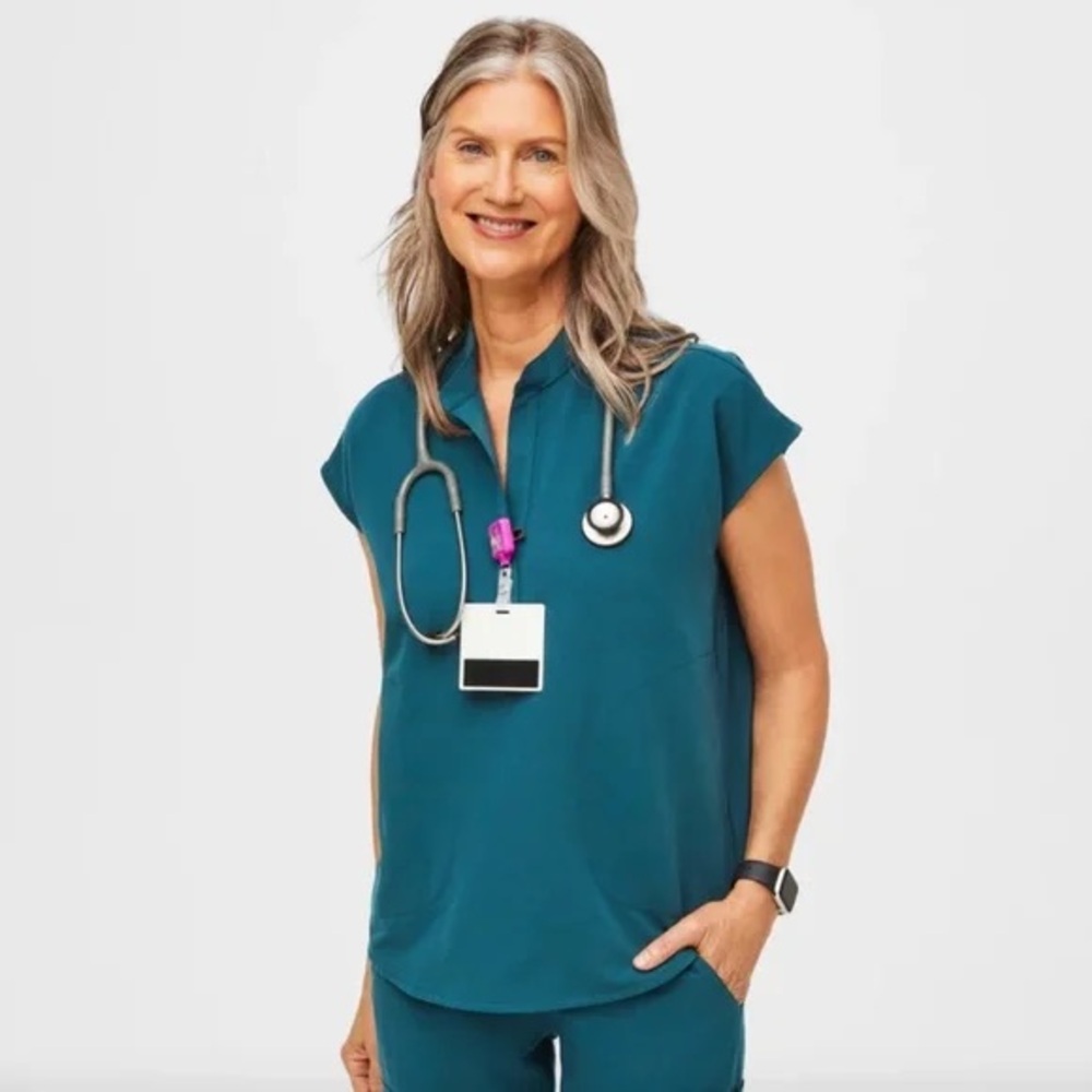 FIGS Rafaela Oversized Scrub Top
